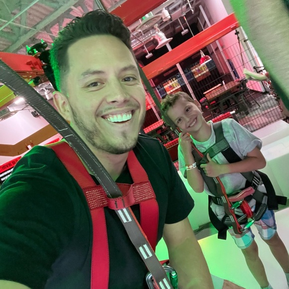 Meet your Posher, Josh - Picture 7 of 10